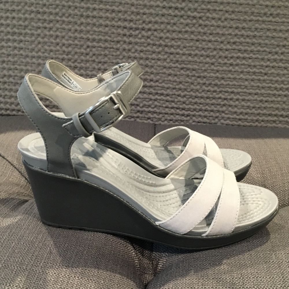 Crocs Leigh II Ankle Strap Wedge
